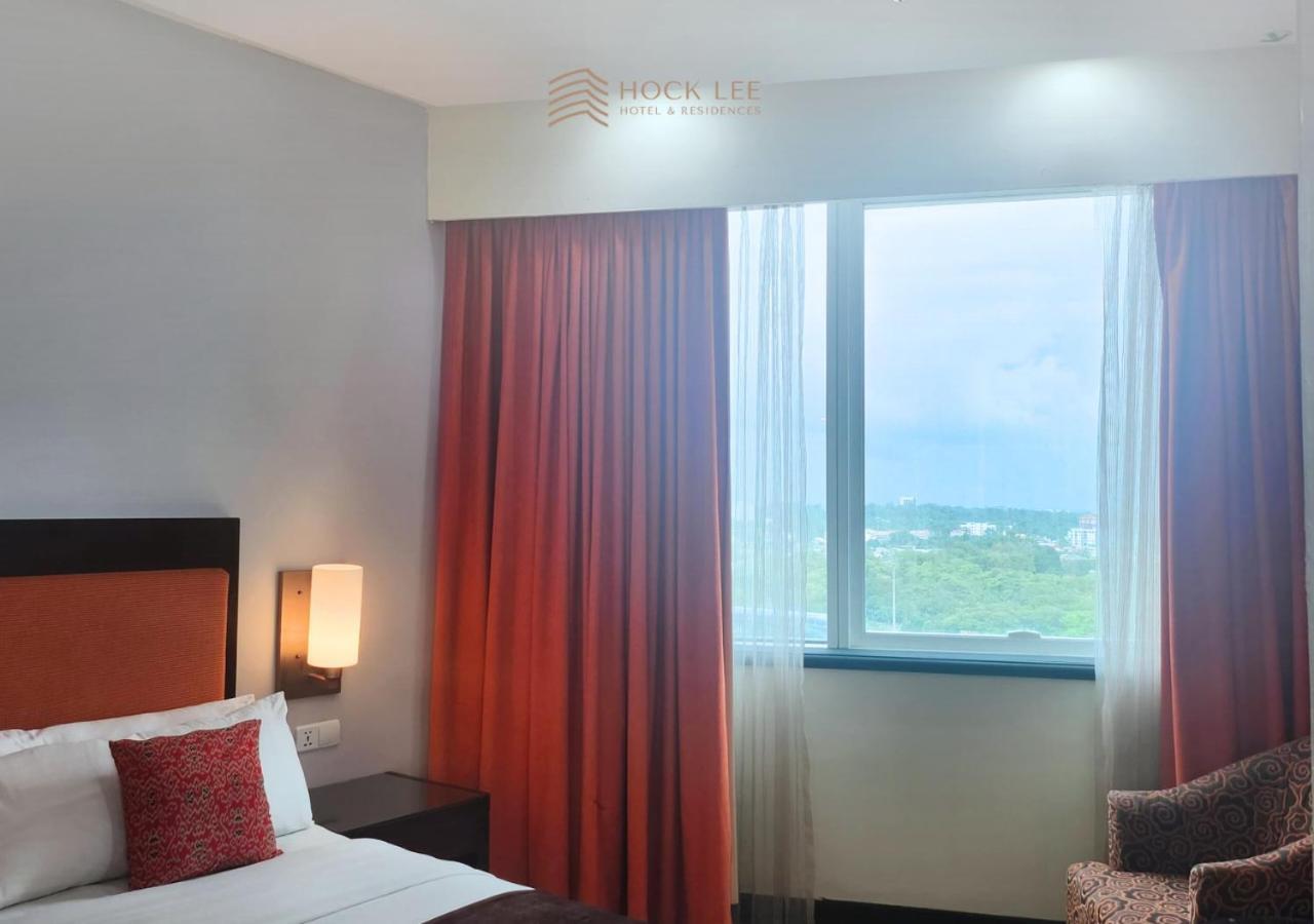 Hock Lee Hotel&Residences Kuching Exterior foto