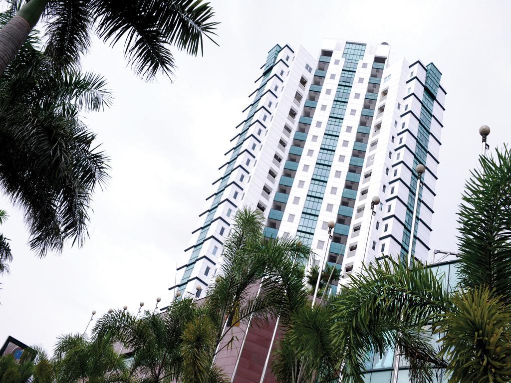 Hock Lee Hotel&Residences Kuching Exterior foto